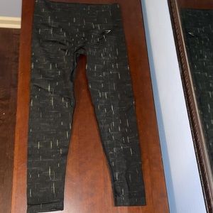 Gymshark Illumination Leggings (Medium)